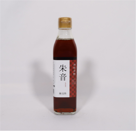 MIKURA　酒粕赤酢 朱音(あかね)　300ml瓶